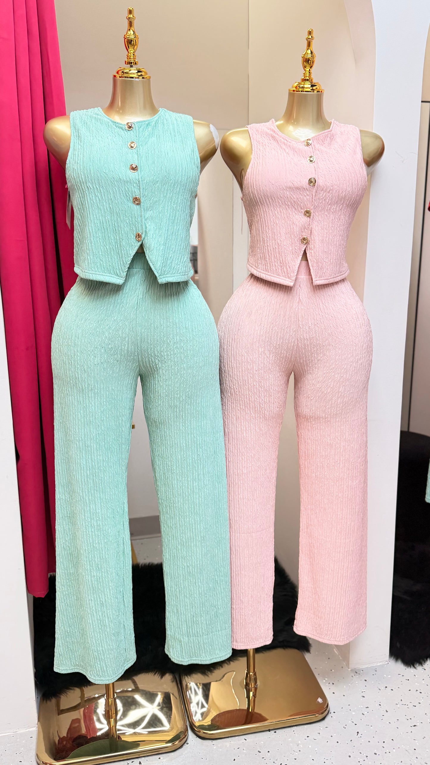 Button-Up Crop Top & Pants Set ✨