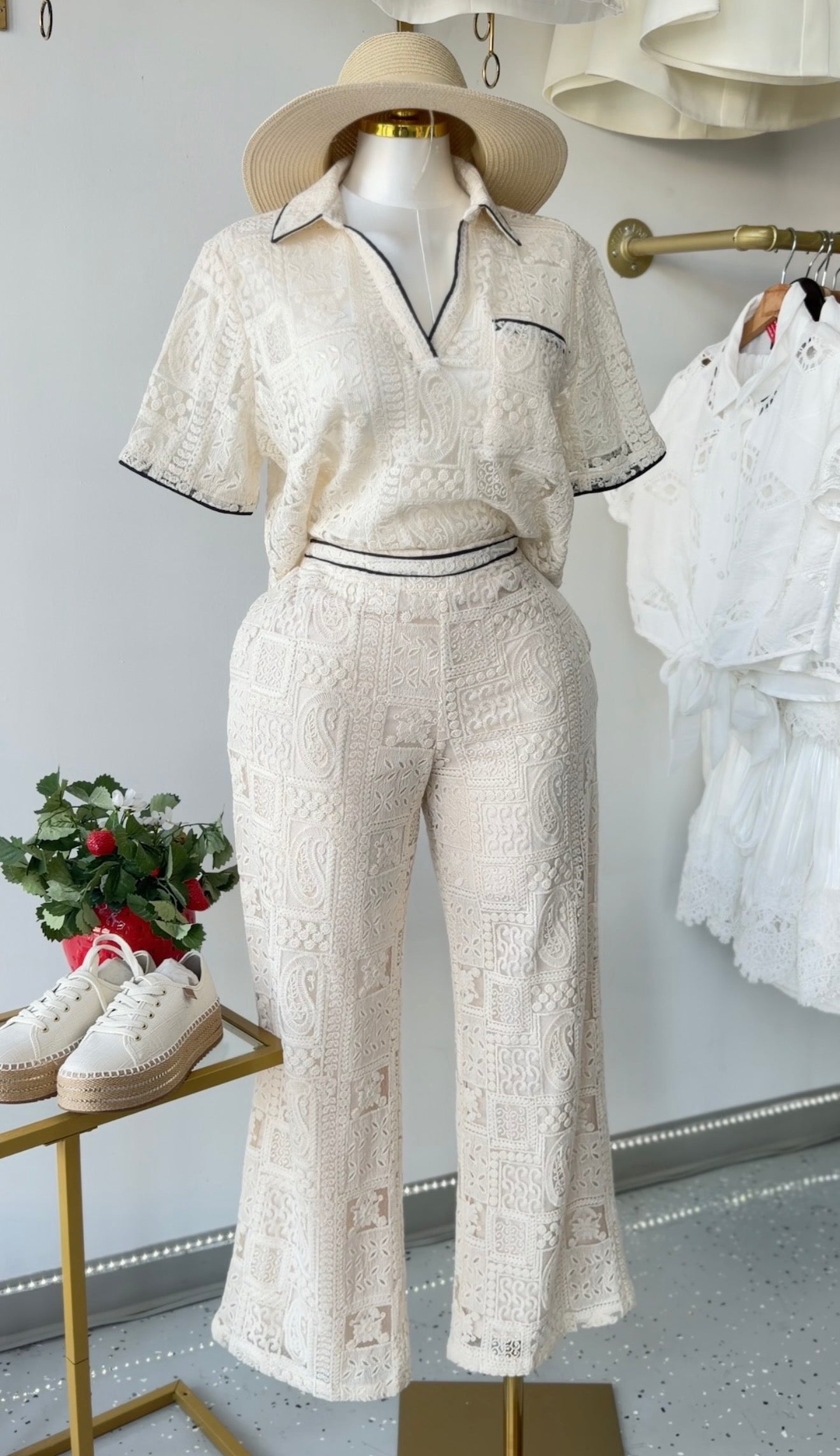 TWO PIECES SET