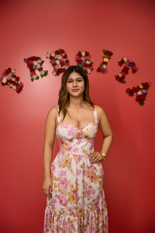 Vestido Largo Floral, con tirante y escote