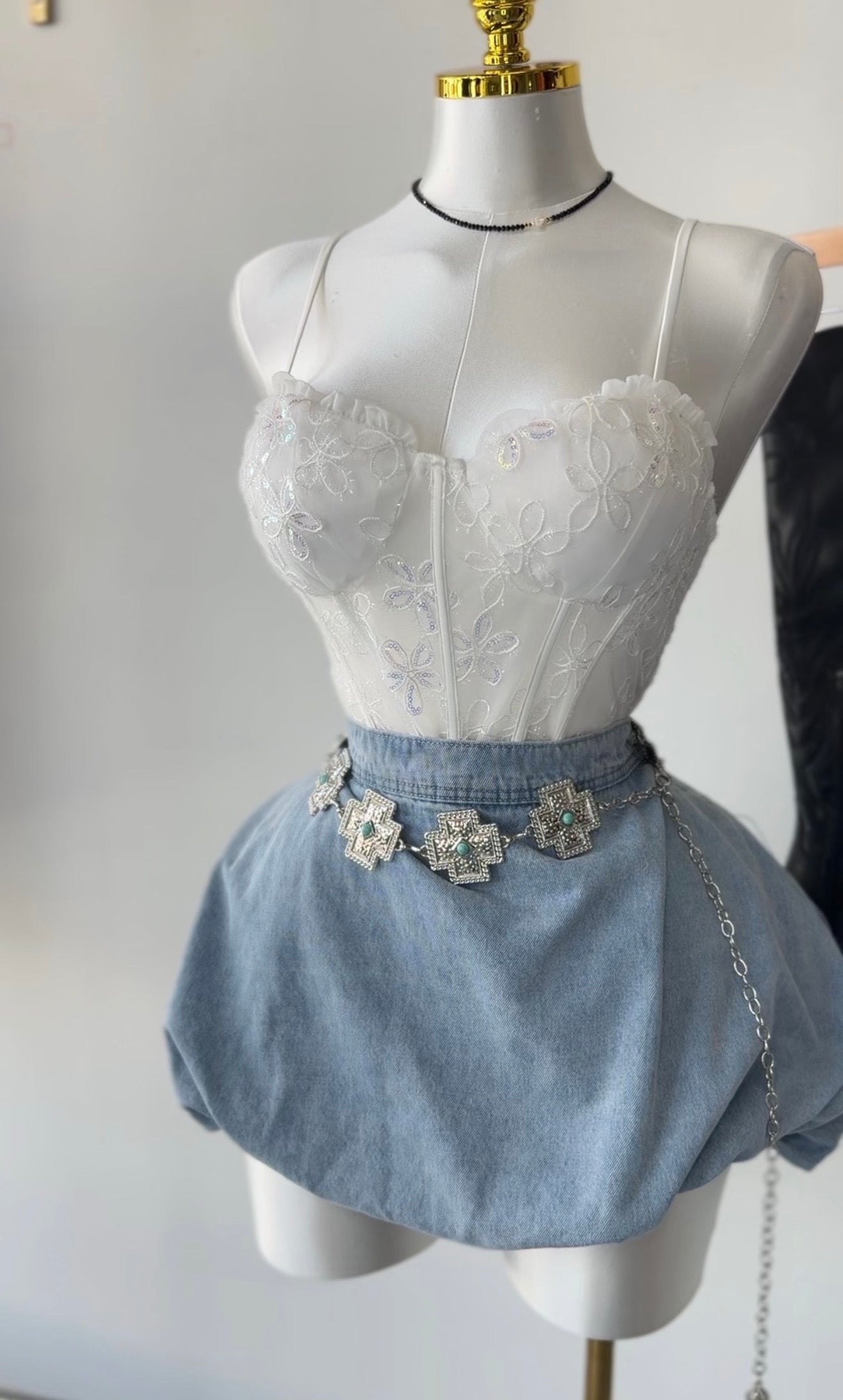 Chic Mini Skirt