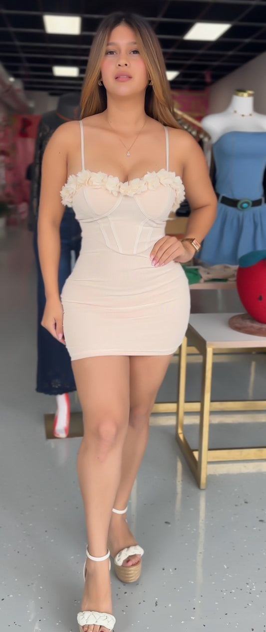 Vestido Flor beige